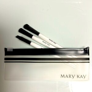Mary Kay mini brush set in zipper bag set of 3